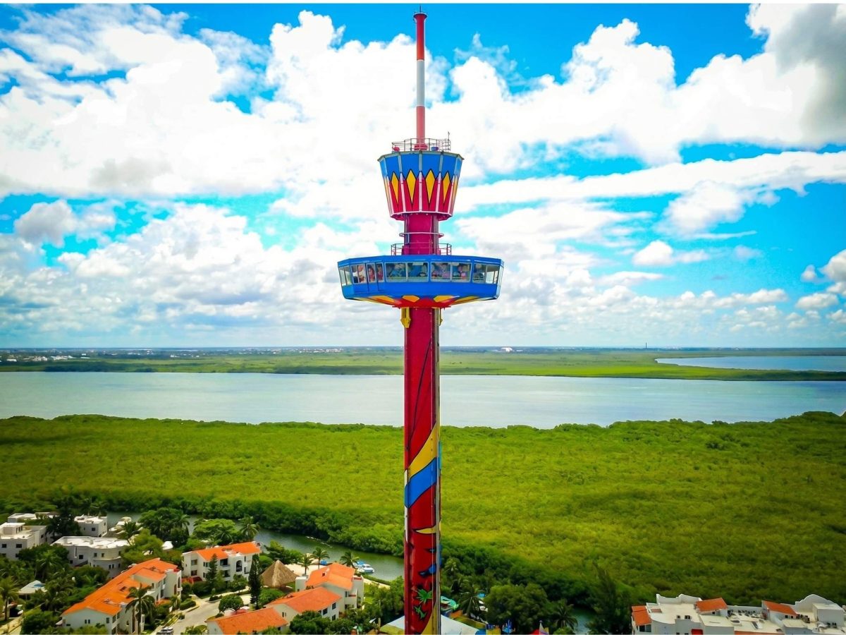 La tour sc&eacute;nique de Cancun