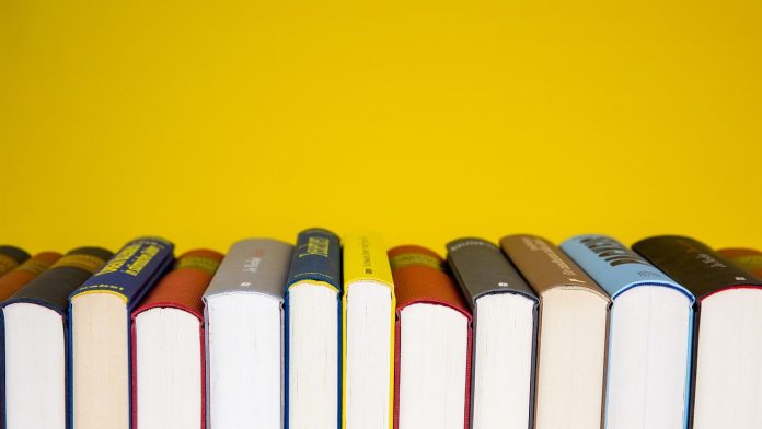 Livres vs écrans : le combat pour les adolescents